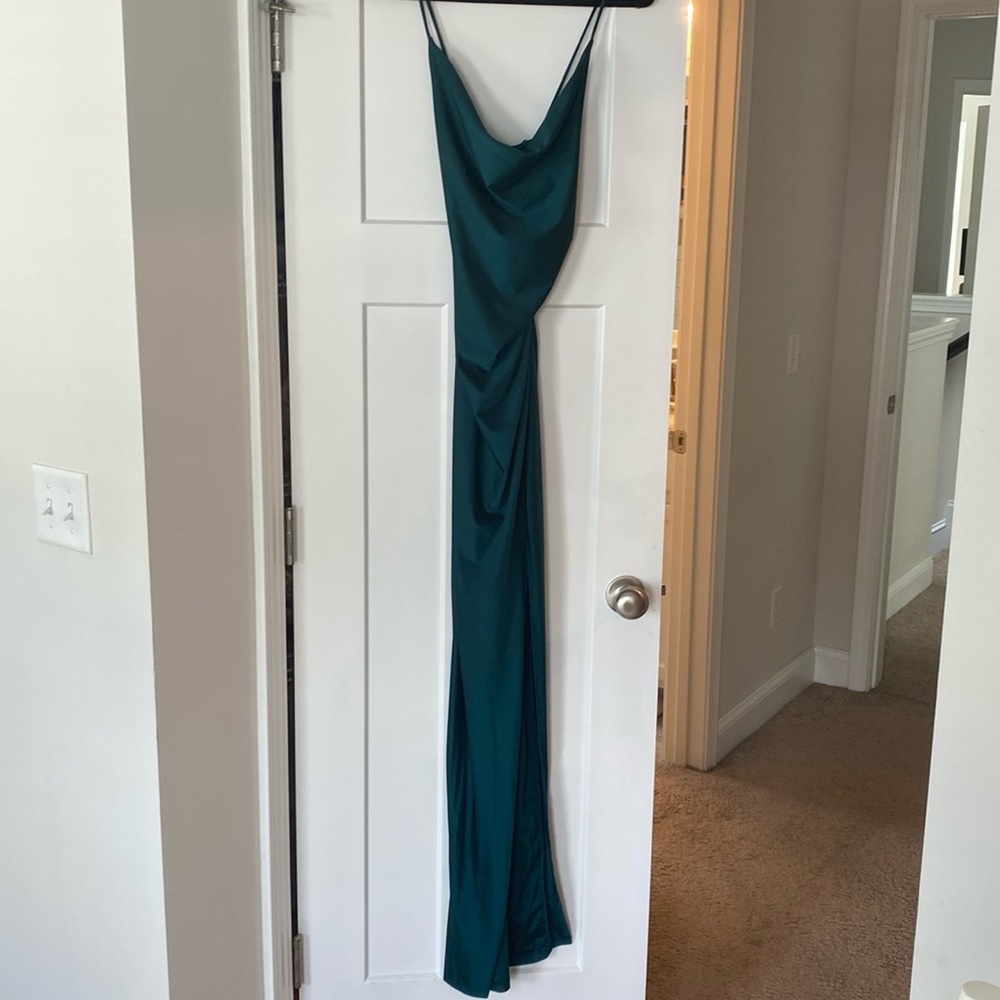 Windsor Dark Green Maxi Dress. Size Small.